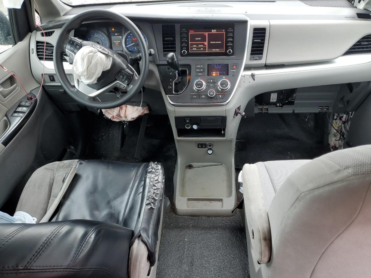 TOYOTA SIENNA 2018 VIN 5TDZZ3DC4JS943140 фото 8