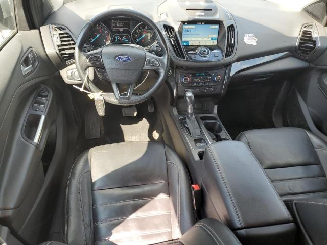  FORD ESCAPE 2017 Silver