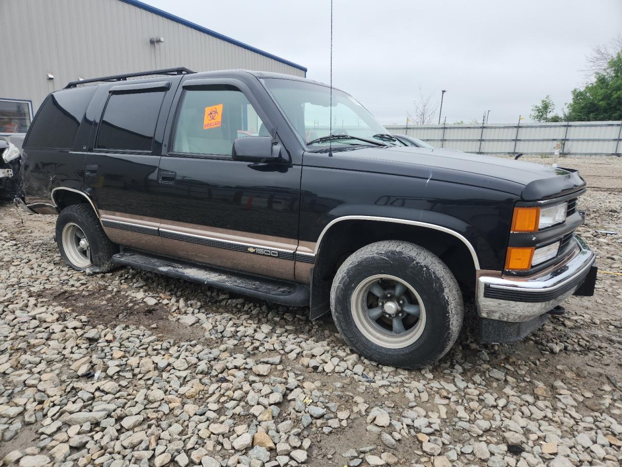 CHEVROLET TAHOE 1996 VIN 1GNEC13R5TJ329053 zdjęcie 4