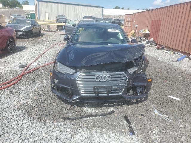  AUDI A4 2018 Черный