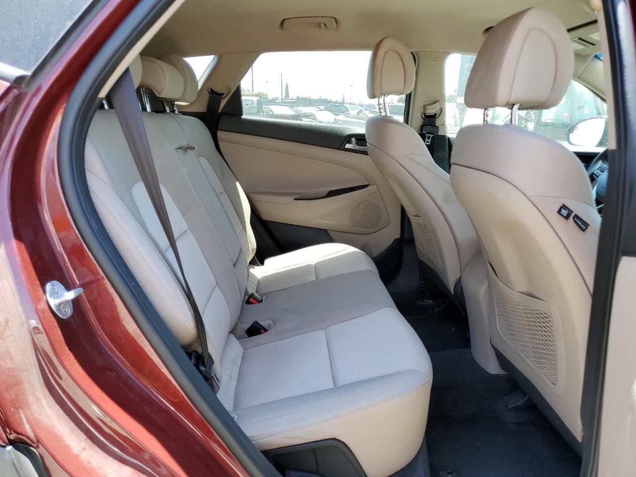 2018 Hyundai Tucson Se VIN: KM8J23A44JU645015 Lot: 61688575