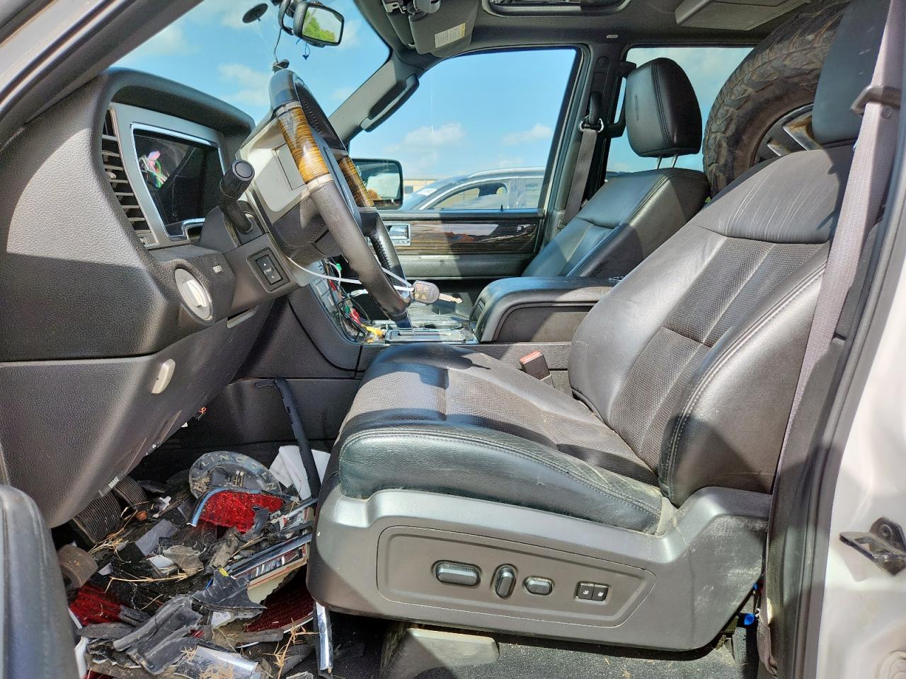 2010 Lincoln Navigator VIN: 5LMJJ2J58AEJ05535 Lot: 62736955