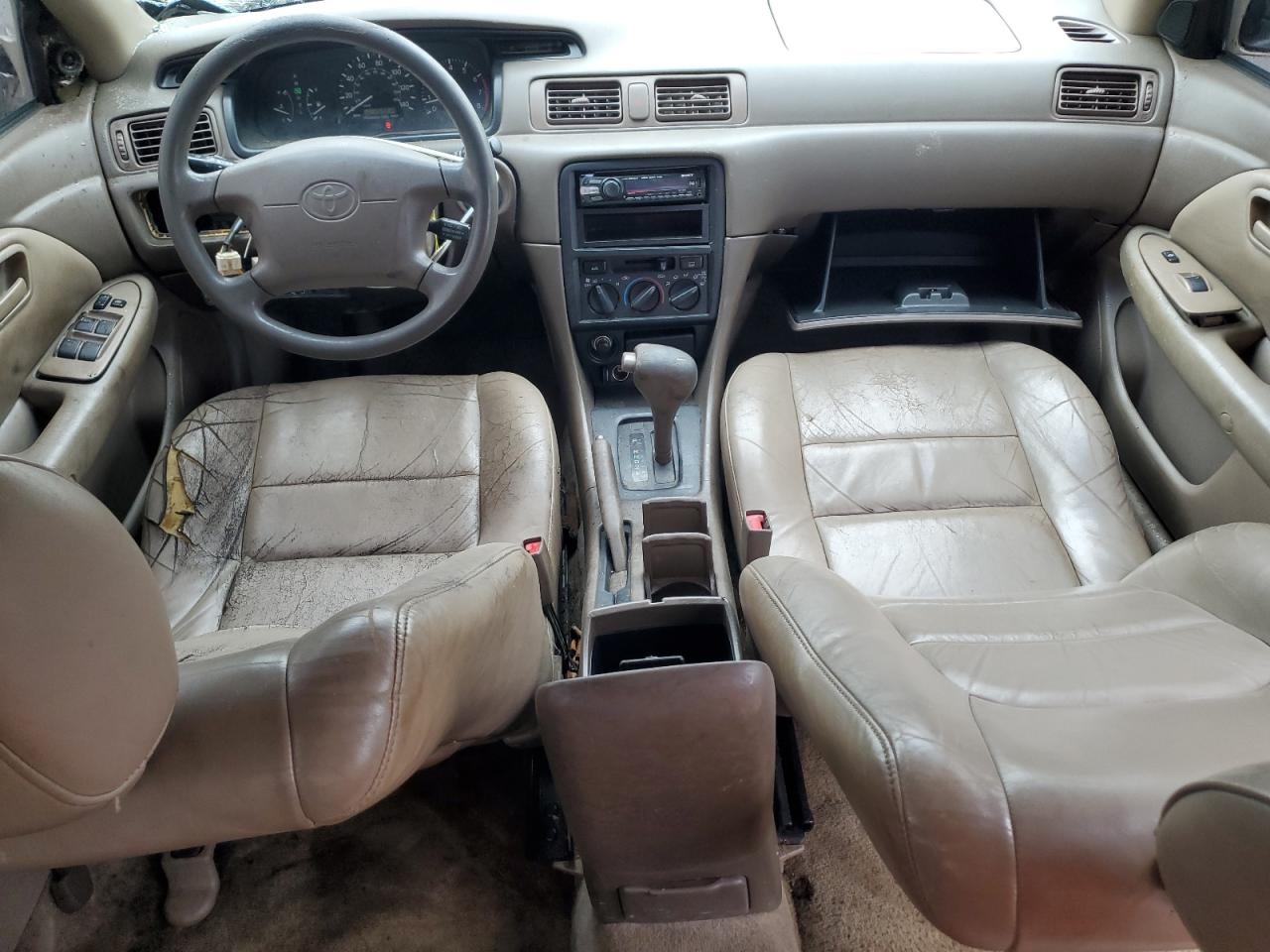 1999 Toyota Camry Le VIN: JT2BF28K9X0183250 Lot: 60932585
