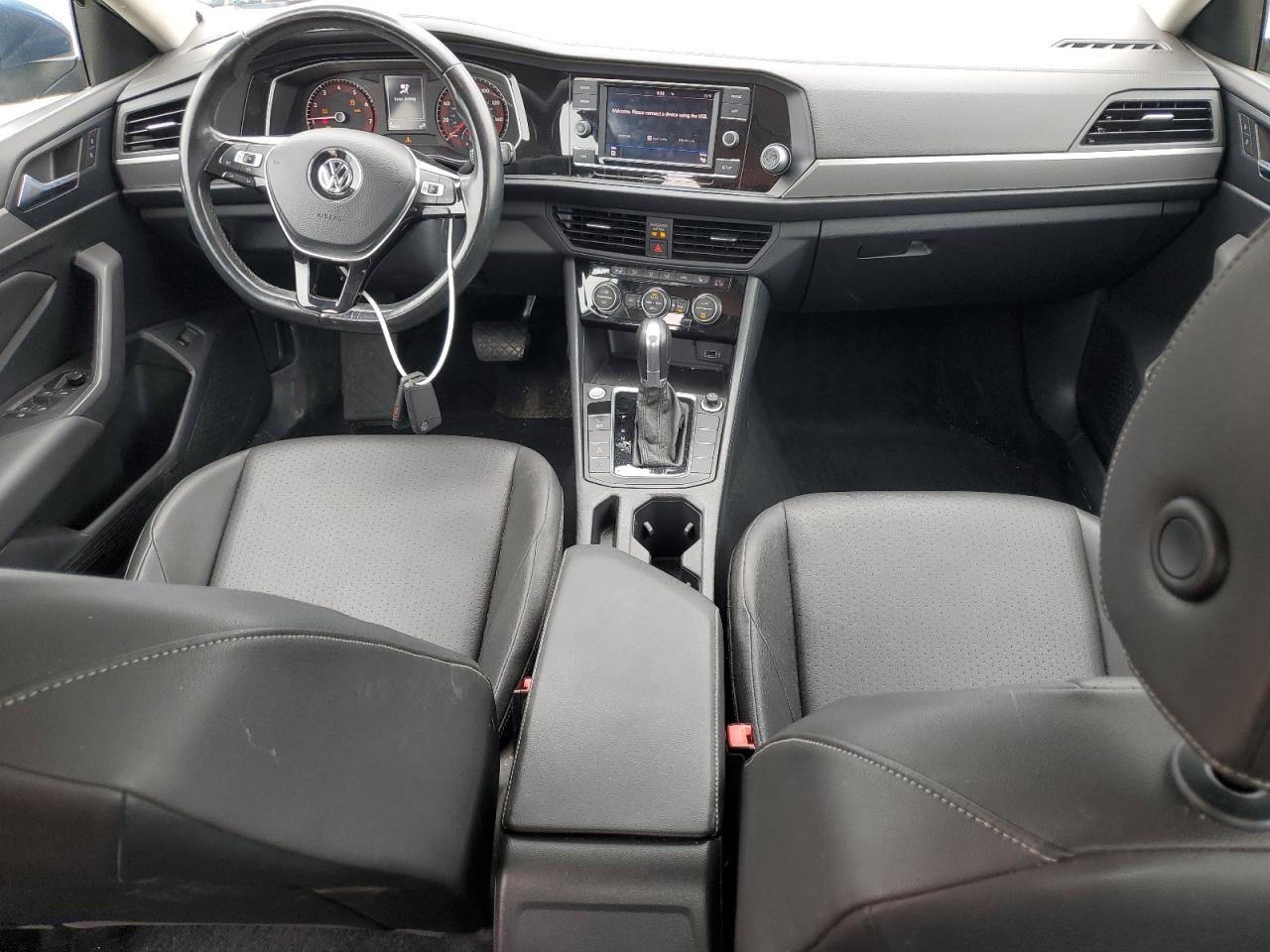 VOLKSWAGEN JETTA 2019 VIN 3VWC57BU7KM182350 photo 8