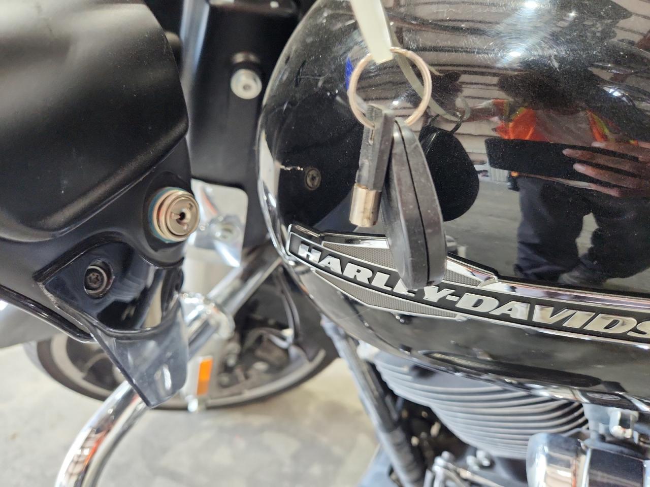 HARLEY-DAVIDSON FL 2022 VIN 1HD1KHC10NB642231 zdjęcie 8