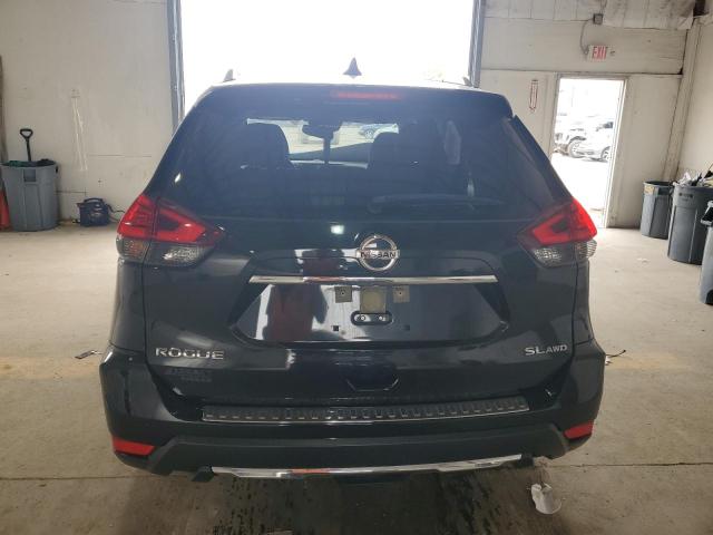  NISSAN ROGUE 2017 Черный