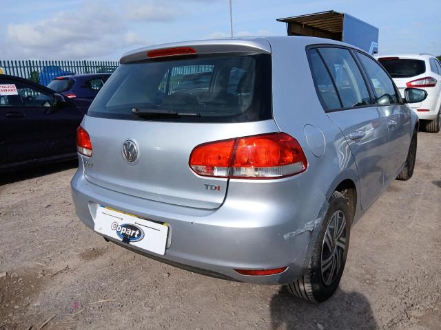 2010 VOLKSWAGEN GOLF S TDI 