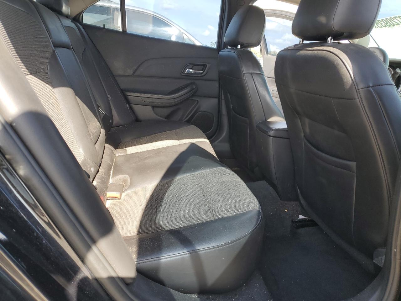 CHEVROLET MALIBU 2015 VIN 1G11C5SL2FF334626 zdjęcie 10