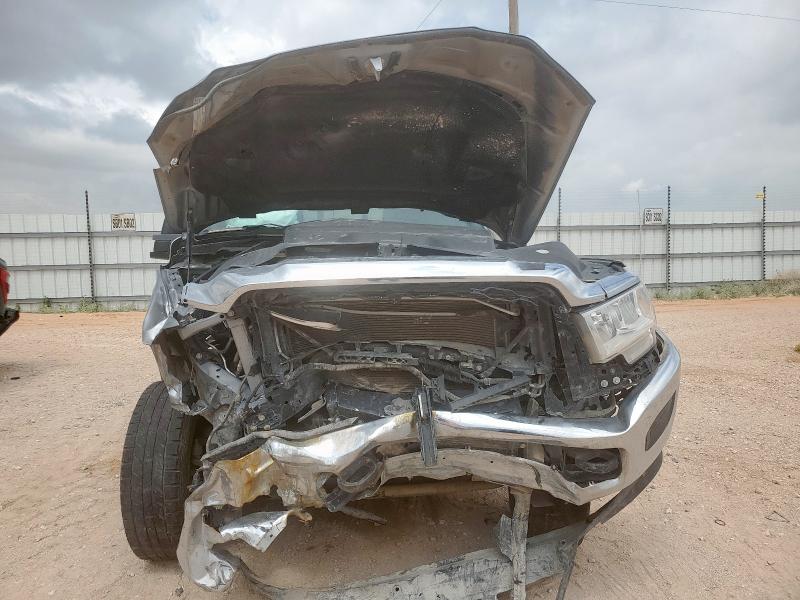  RAM 2500 2023 Серебристый