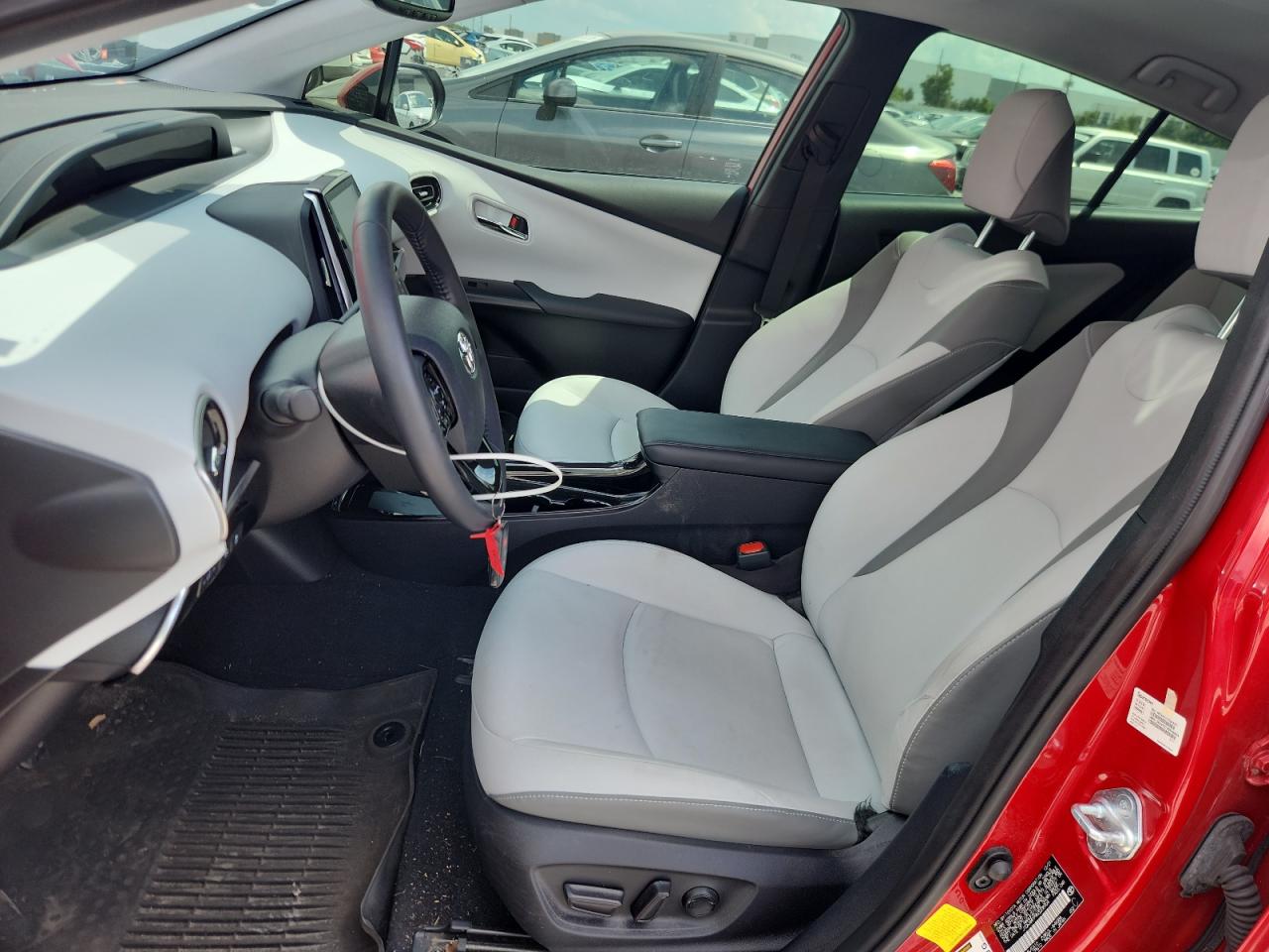 2022 Toyota Prius Prime Le VIN: JTDKAMFP9N3208904 Lot: 62521205
