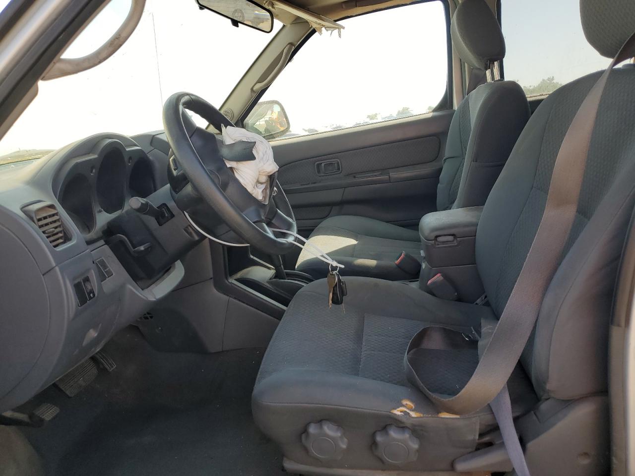 2004 Nissan Xterra Xe VIN: 5N1ED28T24C668127 Lot: 60123775