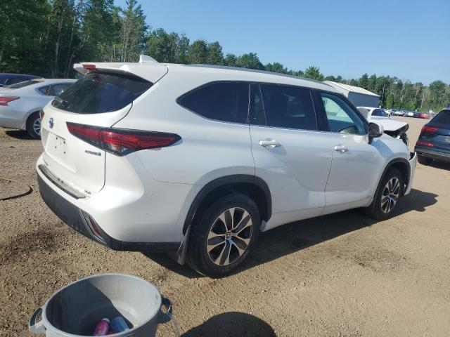 2022 TOYOTA HIGHLANDER HYBRID XLE  