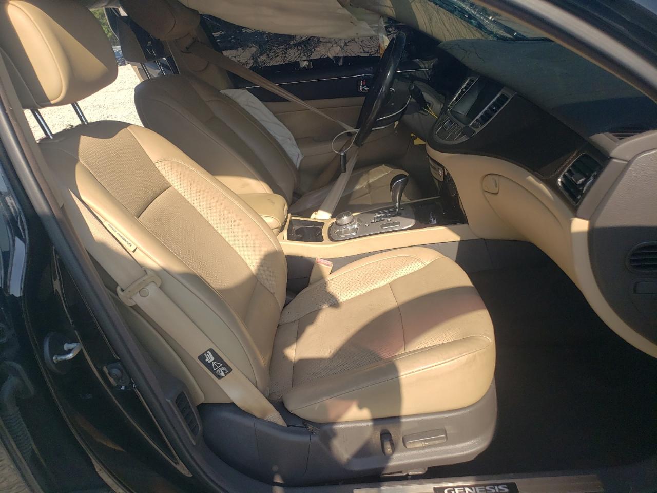 2009 Hyundai Genesis 4.6L VIN: KMHGC46F19U064865 Lot: 62038915