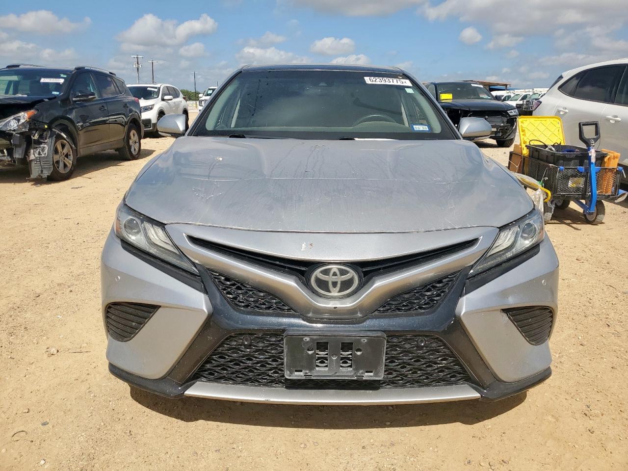 TOYOTA CAMRY 2018 VIN 4T1B61HK8JU065994 photo 5