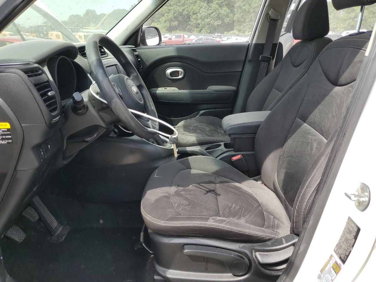 KIA SOUL 2018 VIN KNDJN2A27J7553898 photo 7