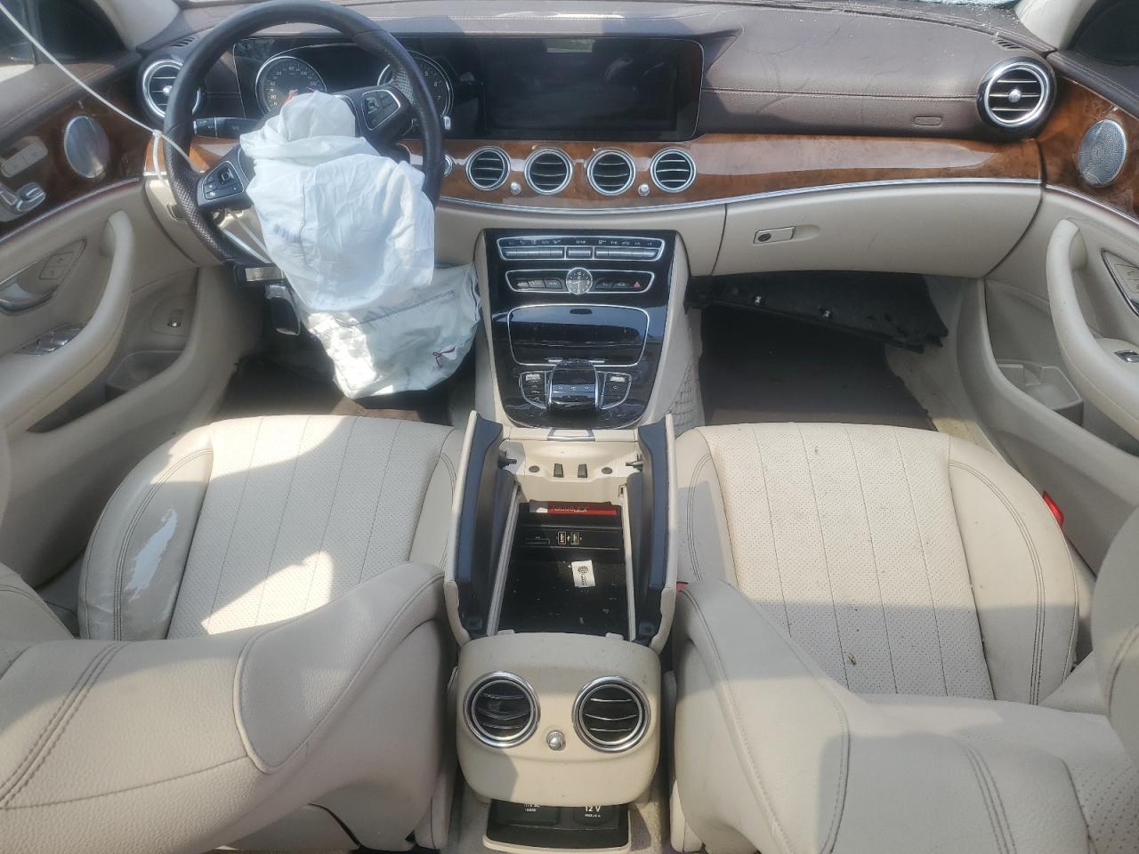 2018 Mercedes-Benz E 300 4Matic VIN: WDDZF4KB4JA458783 Lot: 60630675