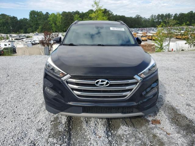 Parquets HYUNDAI TUCSON 2017 Czarny