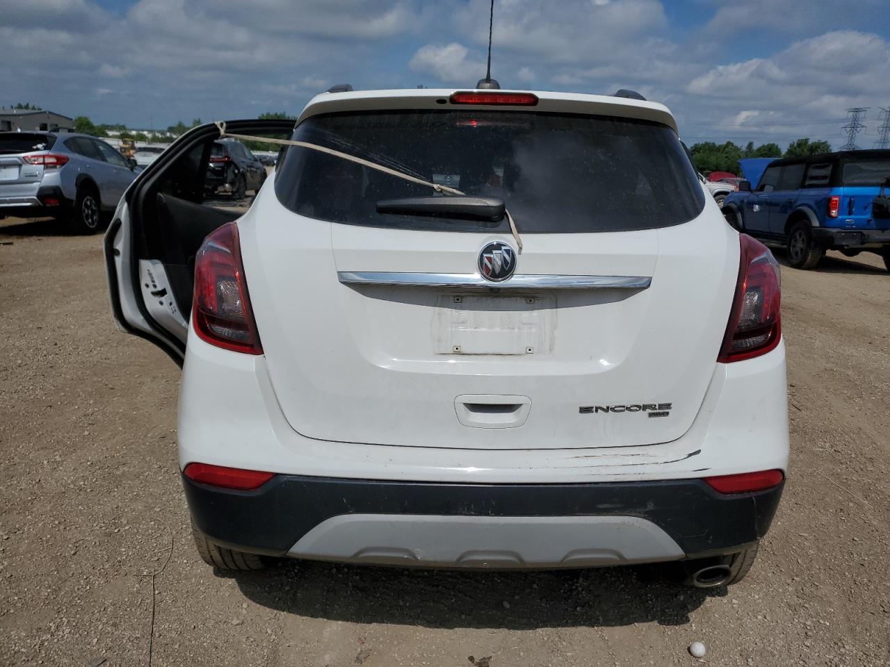 kl4cjgsm8kb926909 KL4CJGSM8KB926909 2019 Buick Encore Essence