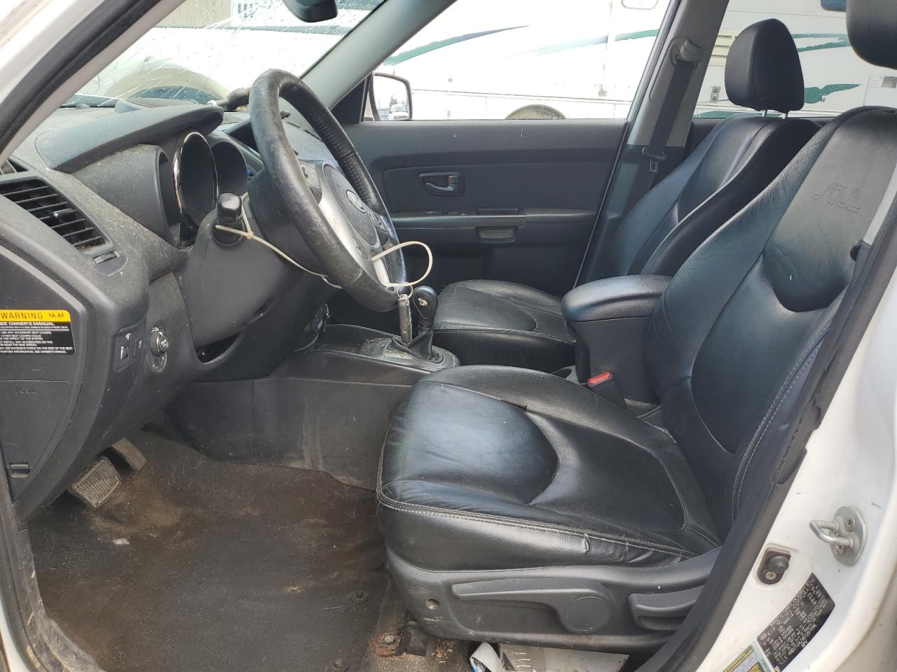2011 Kia Soul + VIN: KNDJT2A2XB7267096 Lot: 62571745