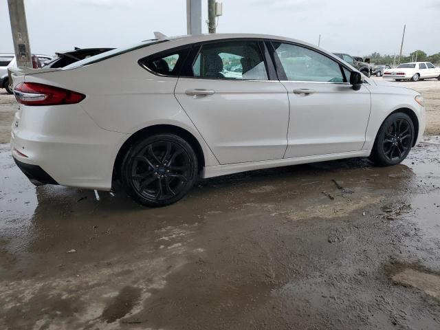  FORD FUSION 2019 White
