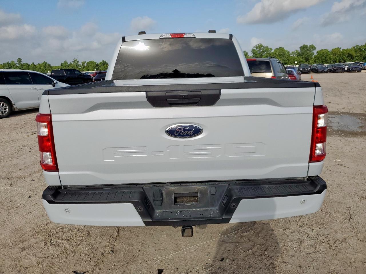 2022 Ford F150 Supercrew VIN: 1FTFW1E55NKE69051 Lot: 61289135