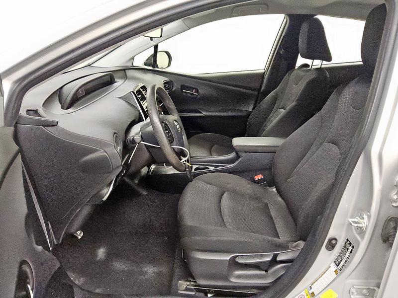  TOYOTA PRIUS 2021 Серебристый