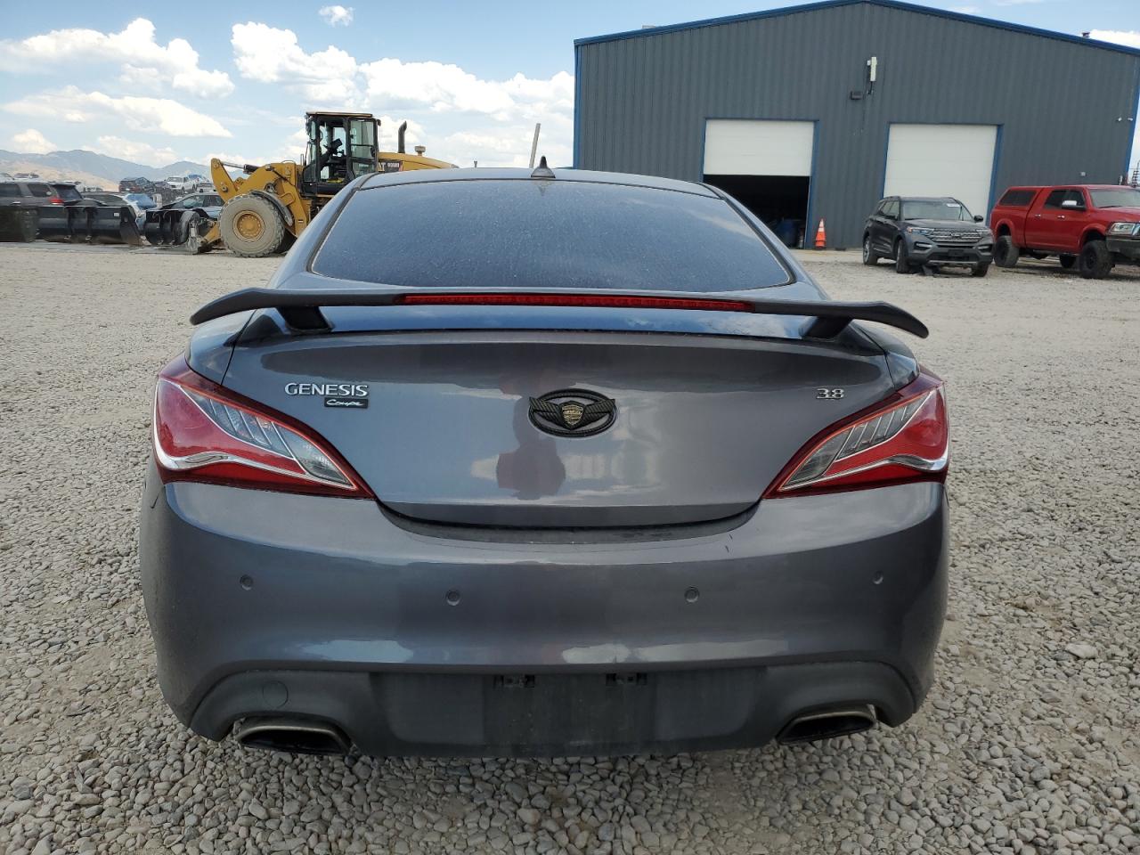 2015 Hyundai Genesis Coupe 3.8L VIN: KMHHU6KJ3FU128147 Lot: 61855345