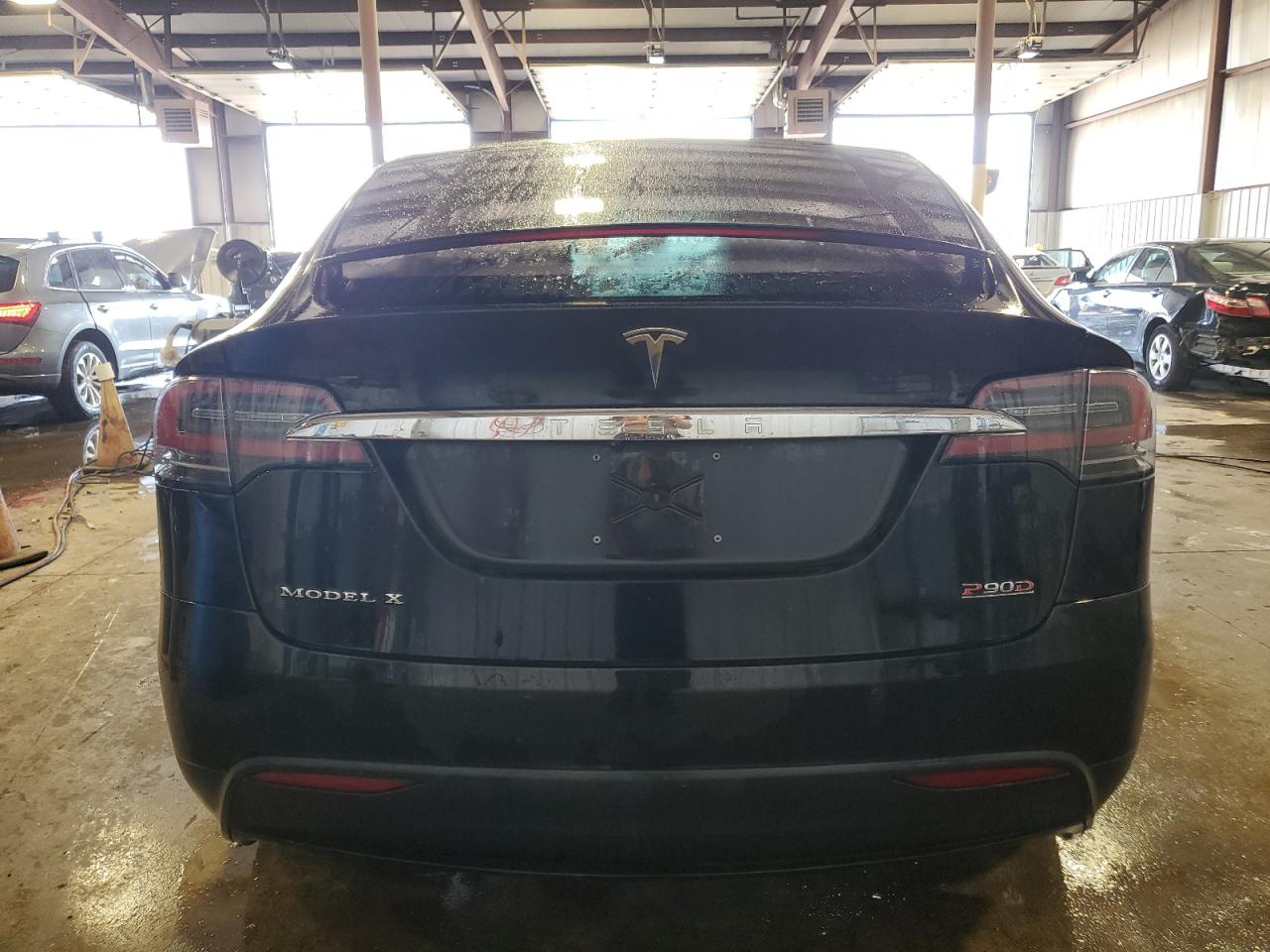 2016 Tesla Model X VIN: 5YJXCBE42GF017553 Lot: 62126325