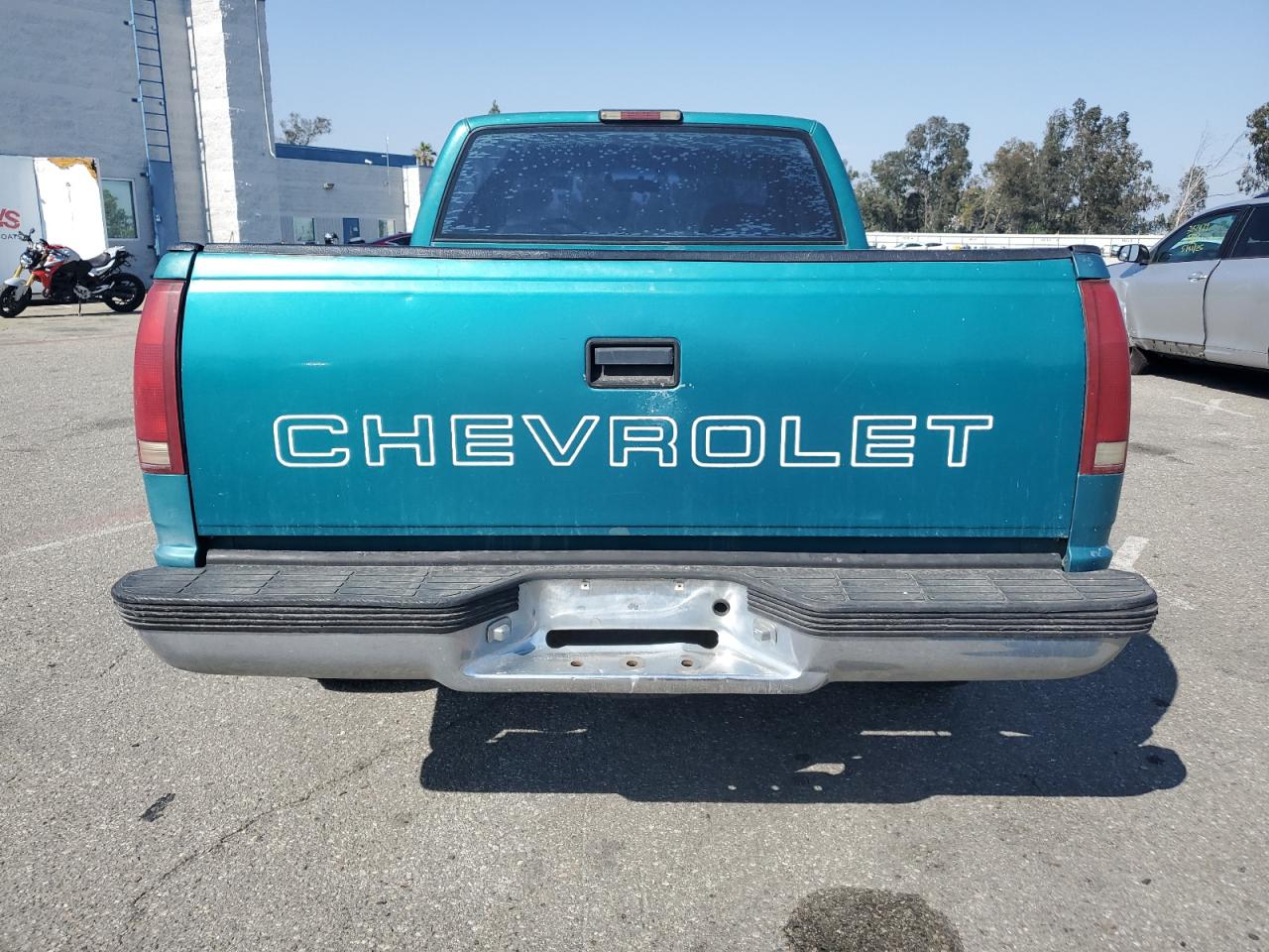 1996 Chevrolet Gmt-400 C1500 VIN: 2GCEC19W7T1118405 Lot: 60297845