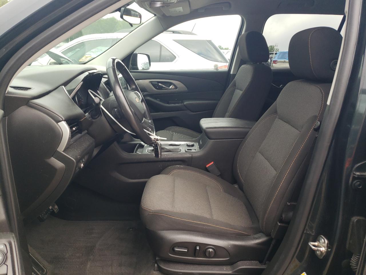 2019 Chevrolet Traverse Lt VIN: 1GNEVGKW2KJ263628 Lot: 61349785