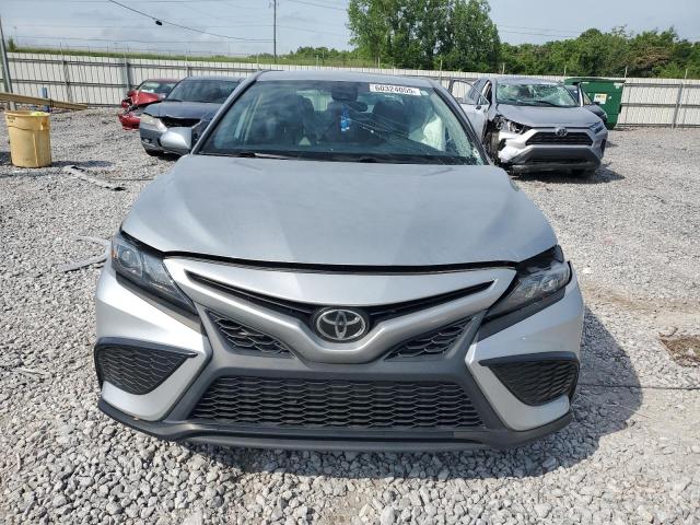  TOYOTA CAMRY 2021 Серебристый