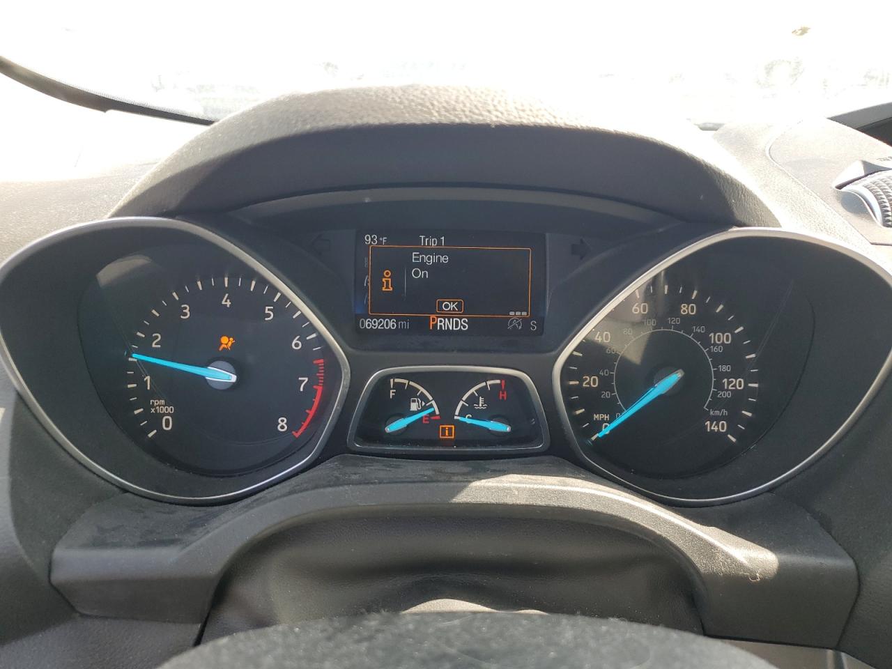 FORD ESCAPE 2017 VIN 1FMCU0GD4HUE17678 photo 9