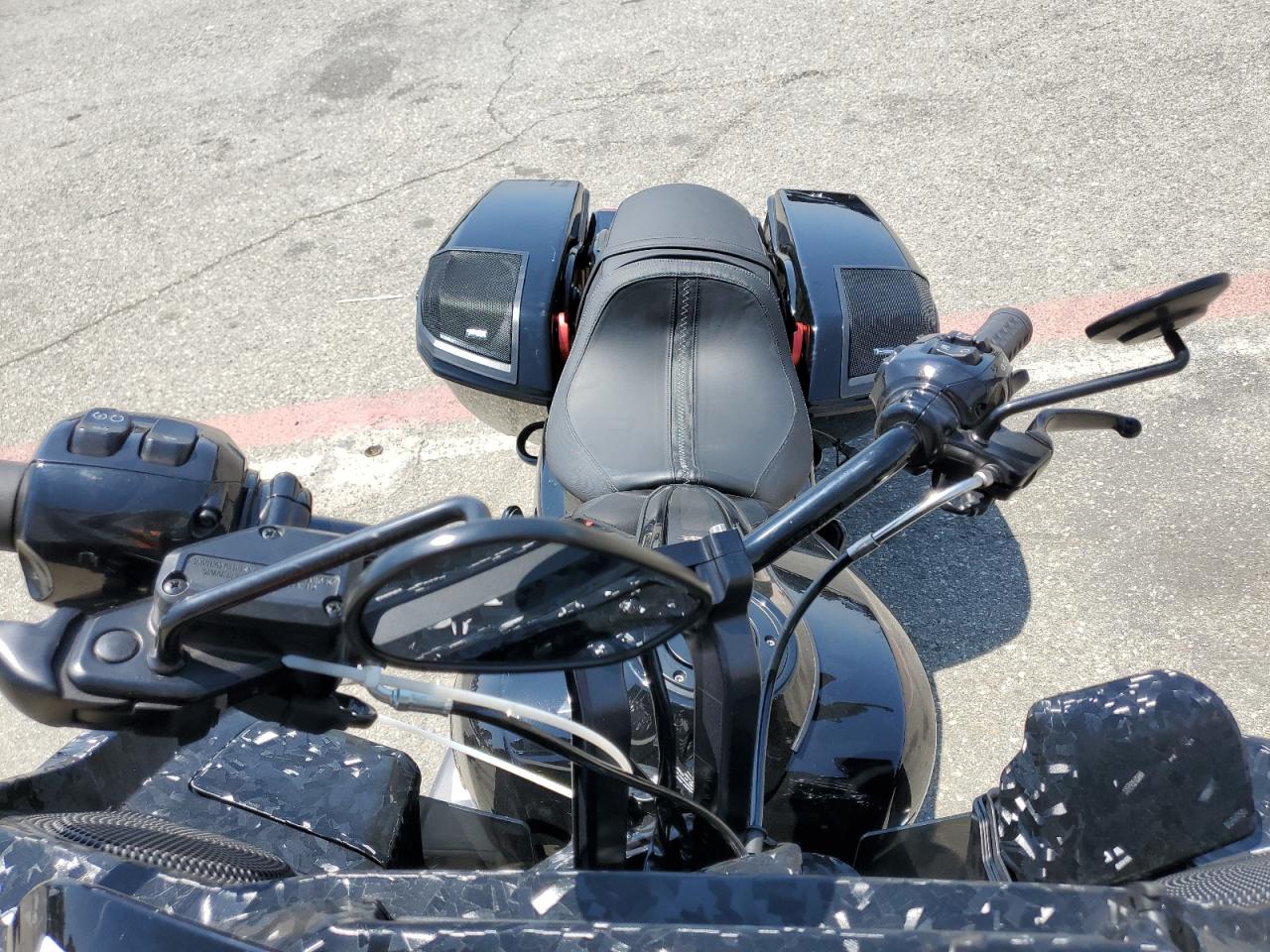 HARLEY-DAVIDSON FL 2024 VIN 1HD1KH727RB622163 zdjęcie 5