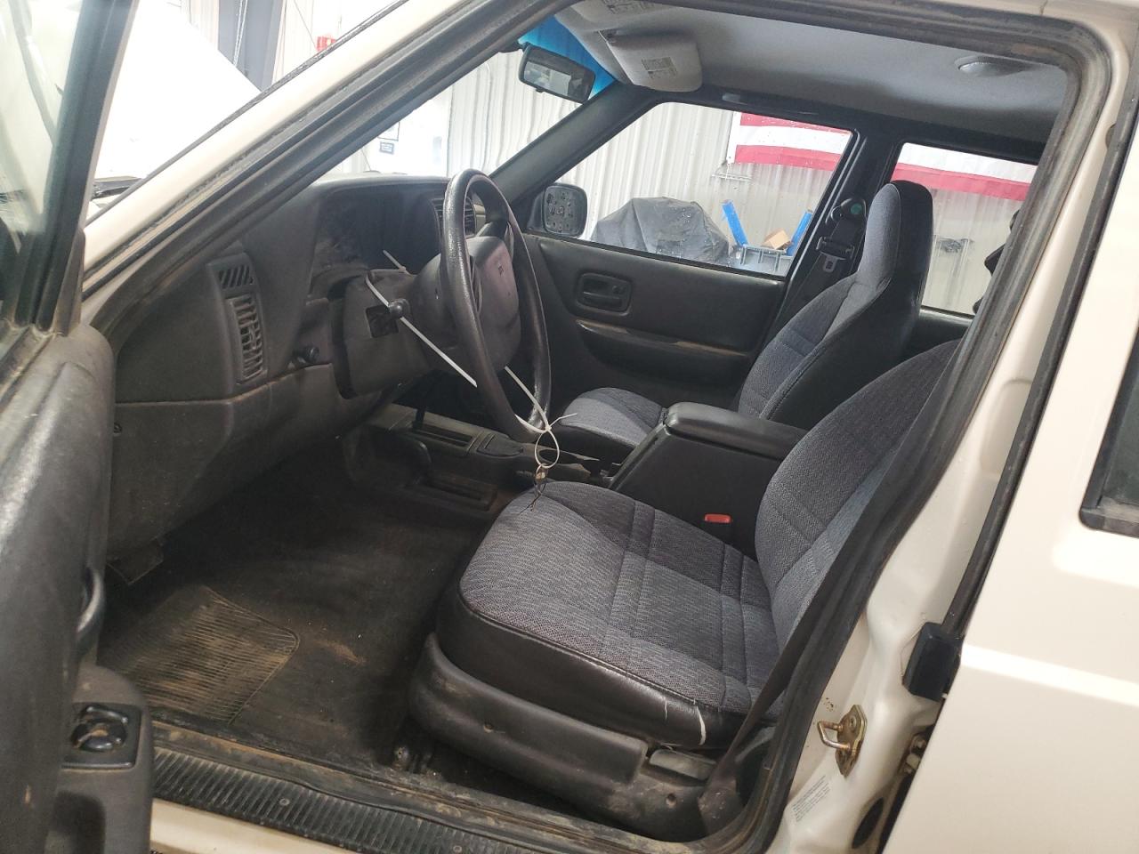 2000 Jeep Cherokee Se VIN: 1J4FF28S5YL257668 Lot: 61968415