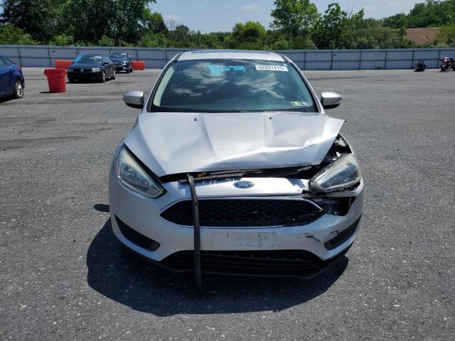 Hatchbacks FORD FOCUS 2015 Srebrny