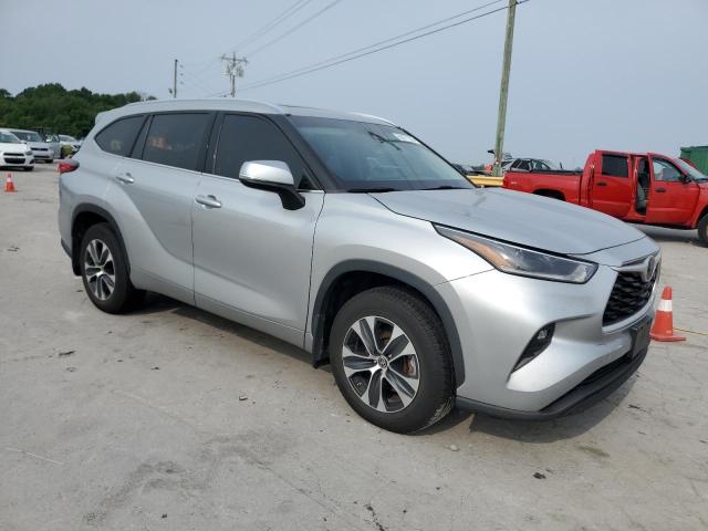  TOYOTA HIGHLANDER 2021 Srebrny