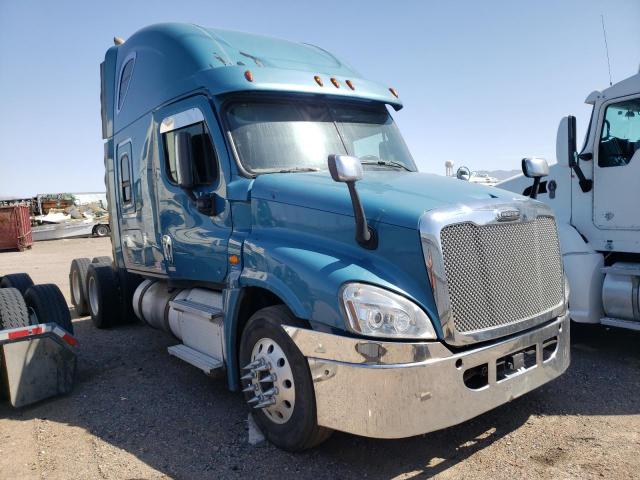 2014 Freightliner Cascadia Semi Truck