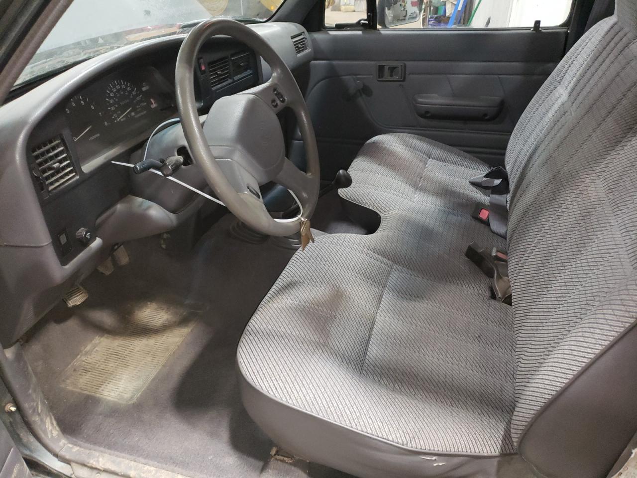 1993 Toyota Pickup 1/2 Ton Short Wheelbase Dx VIN: 4TAVN01D7PZ057127 Lot: 60927295