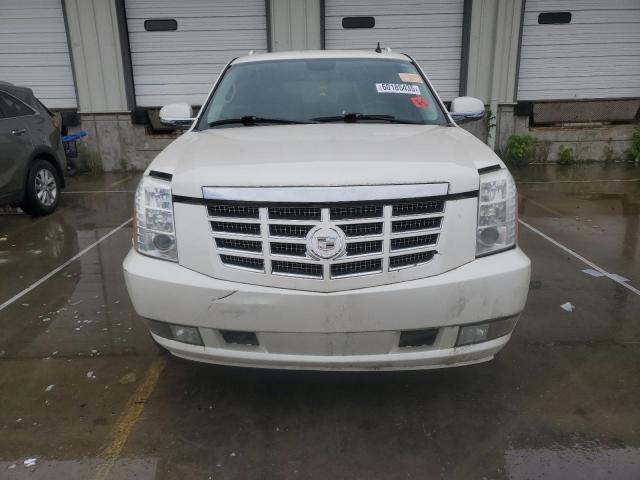 Паркетники CADILLAC ESCALADE 2012 Білий