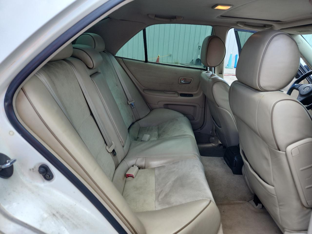 2002 Lexus Is 300 VIN: JTHBD192X20038313 Lot: 62897305