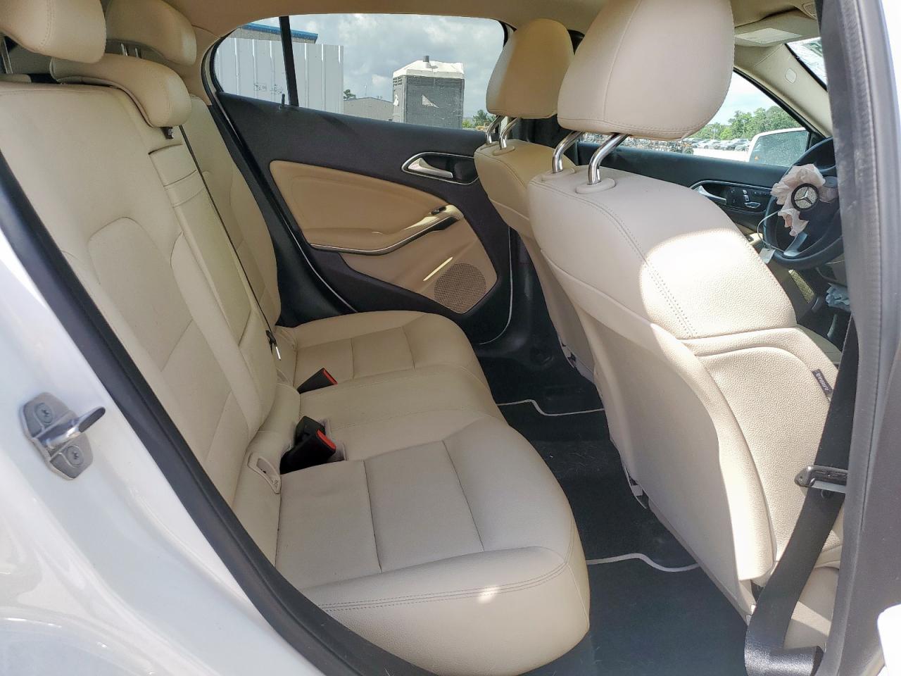 wdctg4eb0jj520716 WDCTG4EB0JJ520716 2018 Mercedes-Benz Gla 250