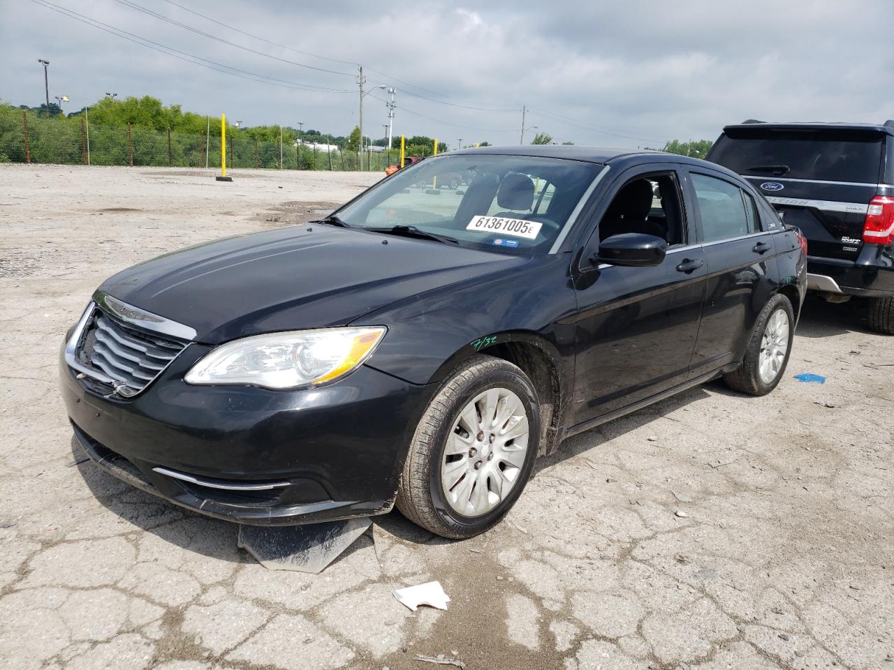 2012 Chrysler 200 Lx na sprzedaż w Indianapolis, IN - Front End