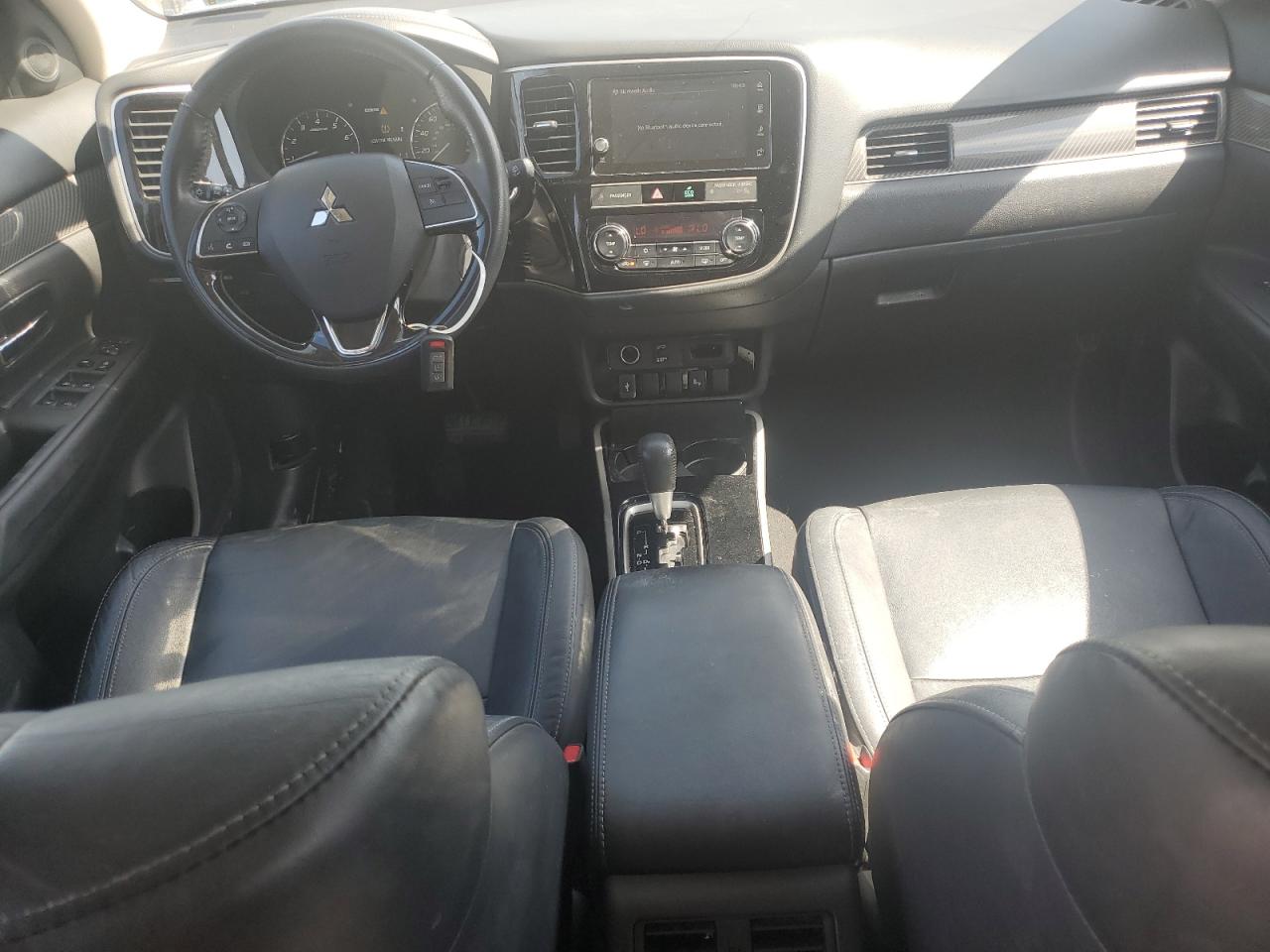2019 Mitsubishi Outlander Se VIN: JA4AZ3A37KJ001304 Lot: 62722155