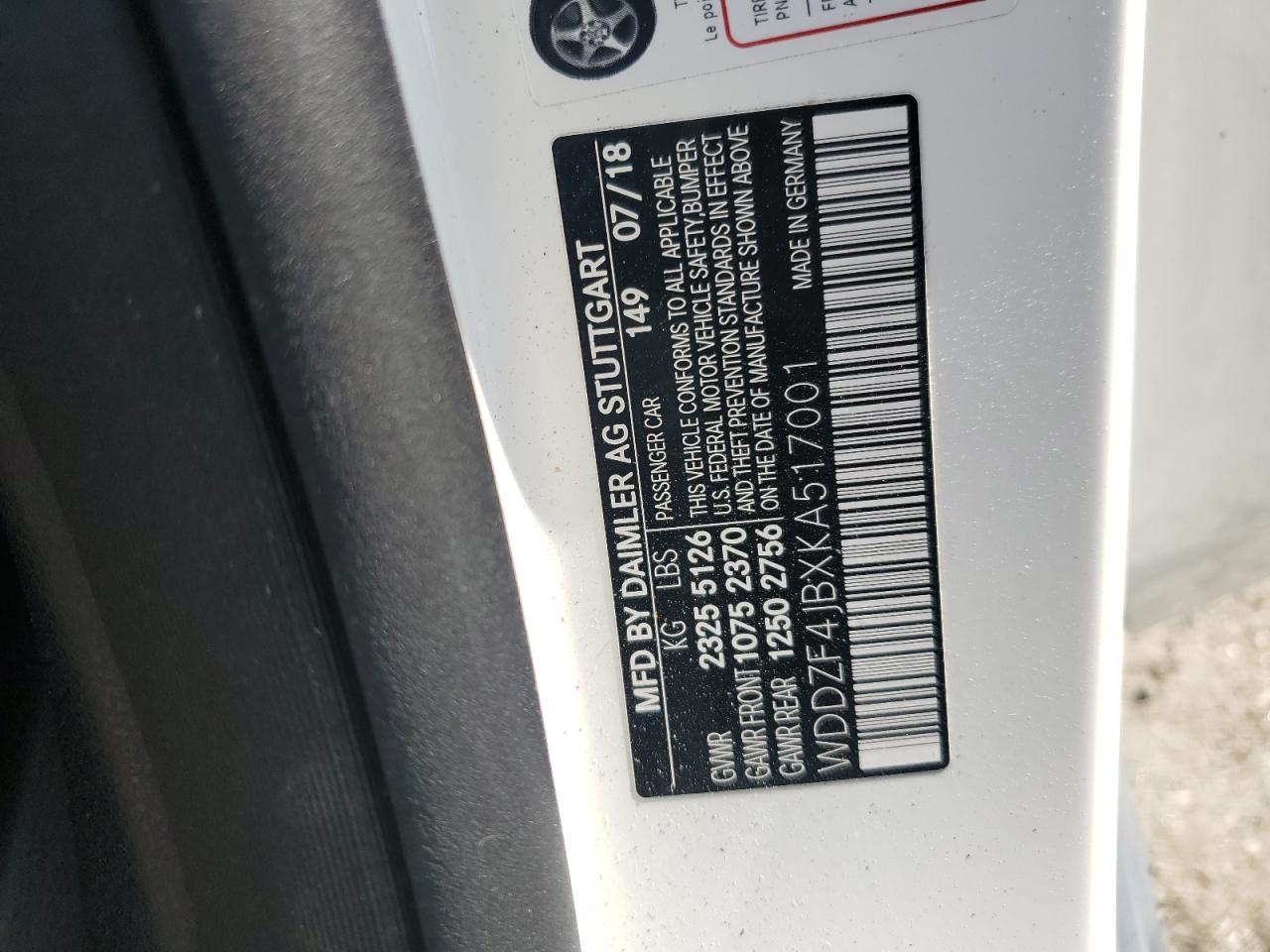 2019 Mercedes-Benz E 300 VIN: WDDZF4JBXKA517001 Lot: 60881055