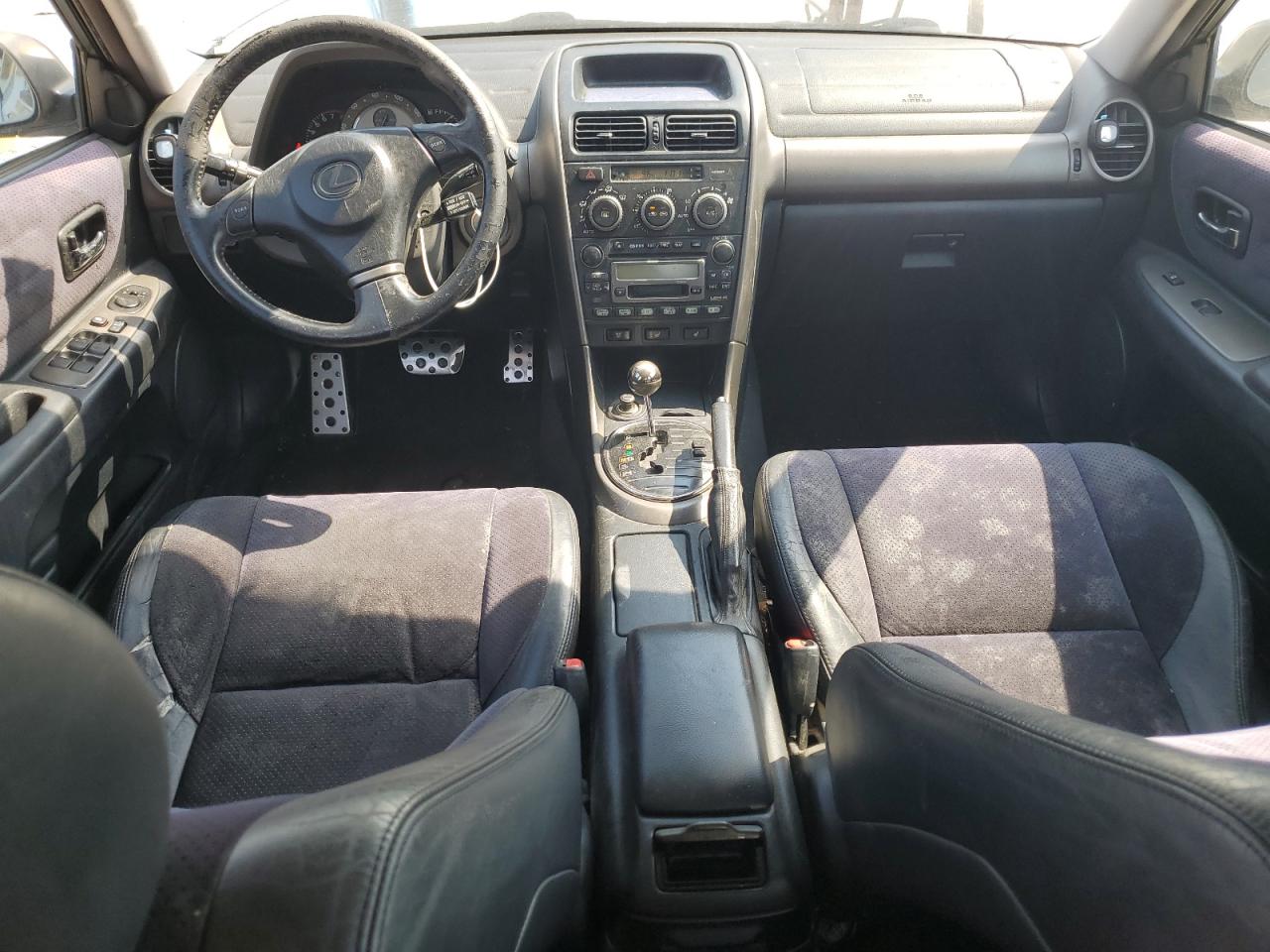 2001 Lexus Is 300 VIN: JTHBD182610018530 Lot: 62292295