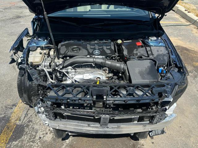 MERCEDES-BENZ CLA-CLASS 2021 Granatowy