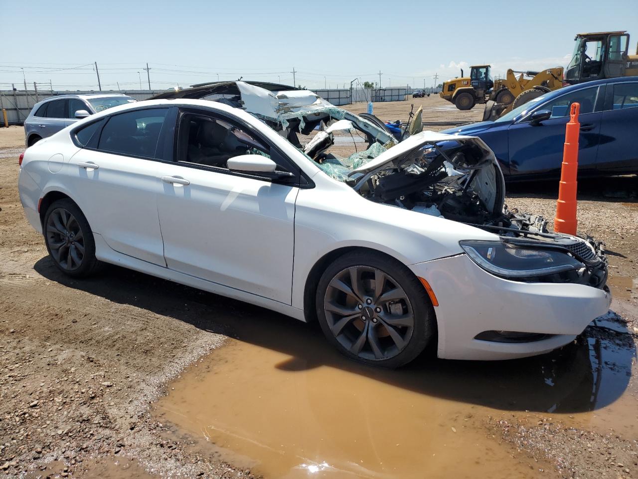 CHRYSLER 200 2015 VIN 1C3CCCDG7FN583244 zdjęcie 4