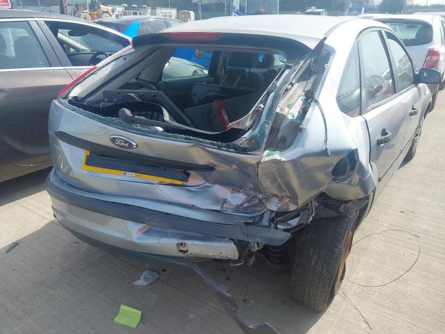 2005 FORD FOCUS LX A