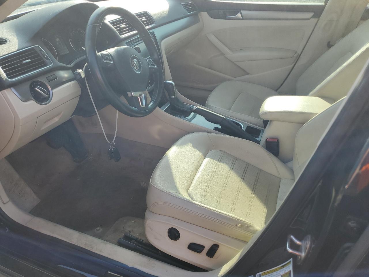 2015 Volkswagen Passat Se VIN: 1VWBT7A30FC061905 Lot: 62072755