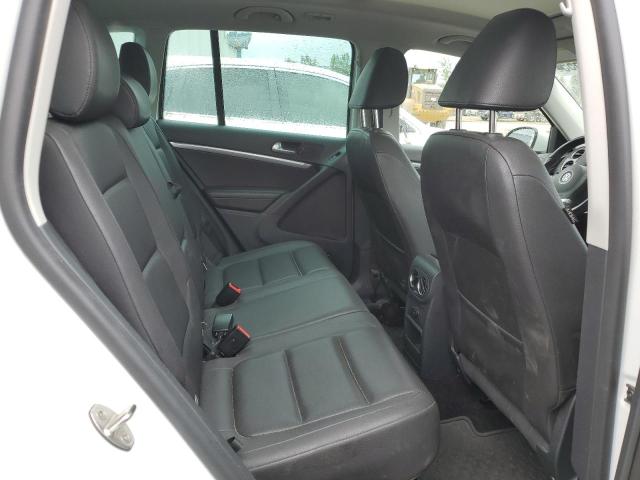 2015 VOLKSWAGEN TIGUAN S  